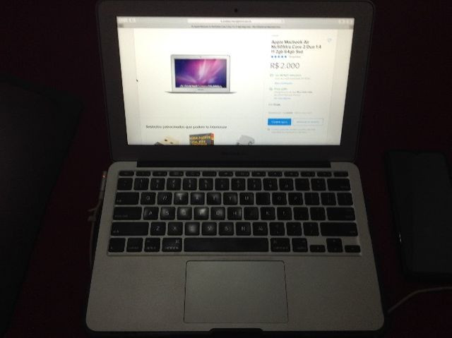 Apple Macbook Air Mc505ll/a Core 2 Duo 1.4 11 2gb 64gb Ssd