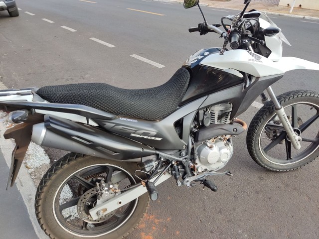 BROS 160 ESDD 2016