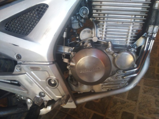 MOTO 2.500