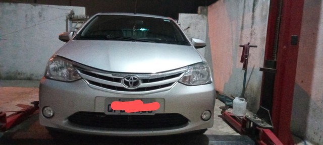 VENDO TOYOTA ETIOS