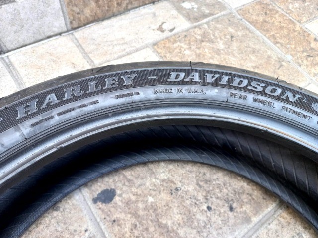 Pneu Dunlop D407T Harley-Davidson 180/55-18 - Peças para motos