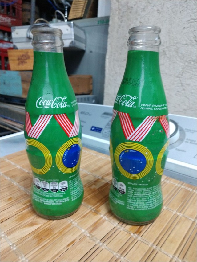 Duas garrafas antigas coleção  - Foto 5