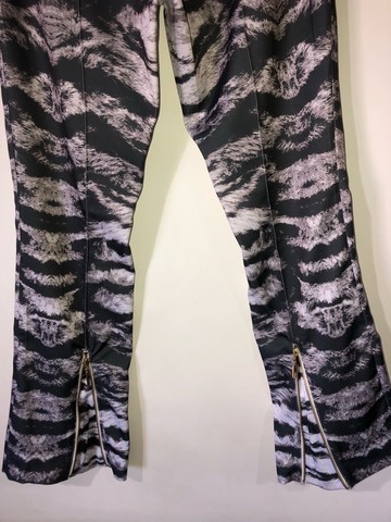 Calça boot cut com zíper tam 40 Charry - Foto 5