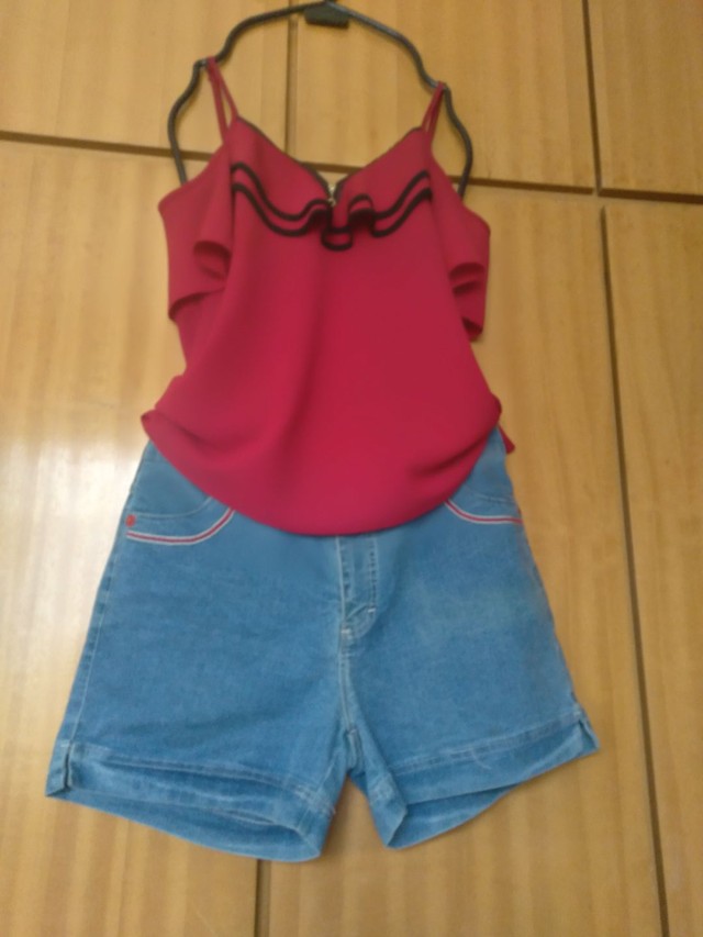 BLUSA E SHORTS