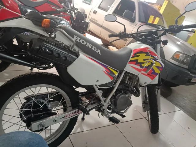 Moto Trilha Xr 200, Roupa Esportiva Masculino Honda Xr 200 Usado 29475903