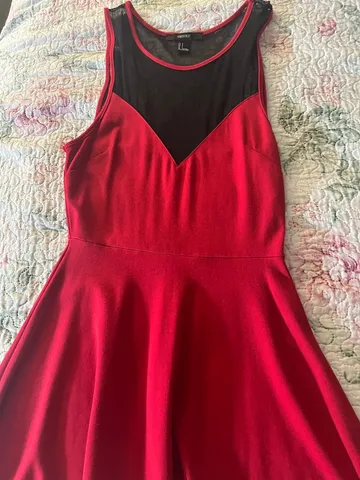Vestido forever 21, usado uma única vez 
