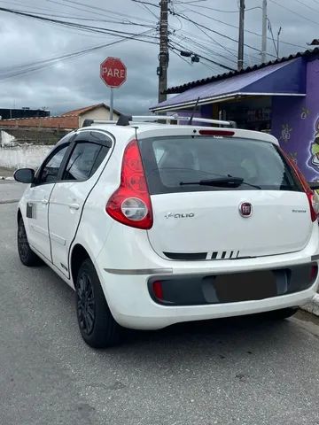 Vendo Fiat Palio Atrative 2017 excelente  - Foto 2