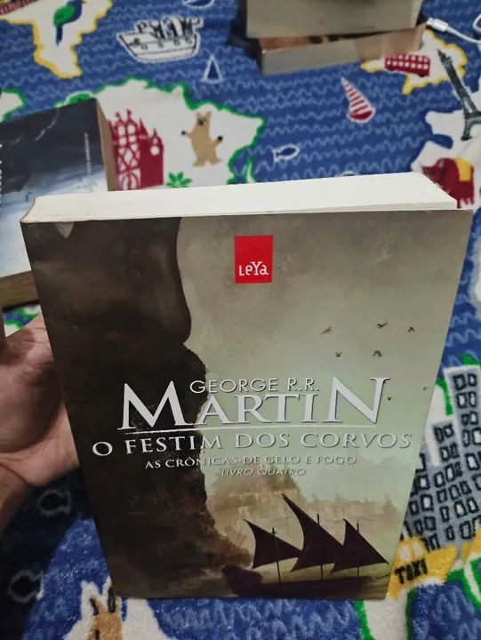 6 livros de As Crônicas de Gelo e Fogo  - Foto 6