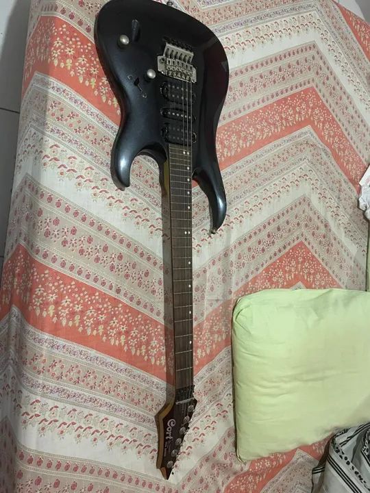 Guitarra Cort  - Foto 4