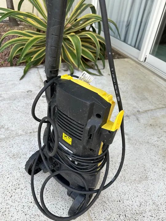 Lavadora de Alta Pressão - Limpeza Potente - Foto 2