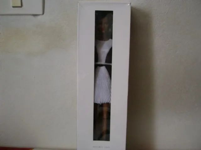 Fashion Royalty Natalia Light Strike NRFB - Foto 3