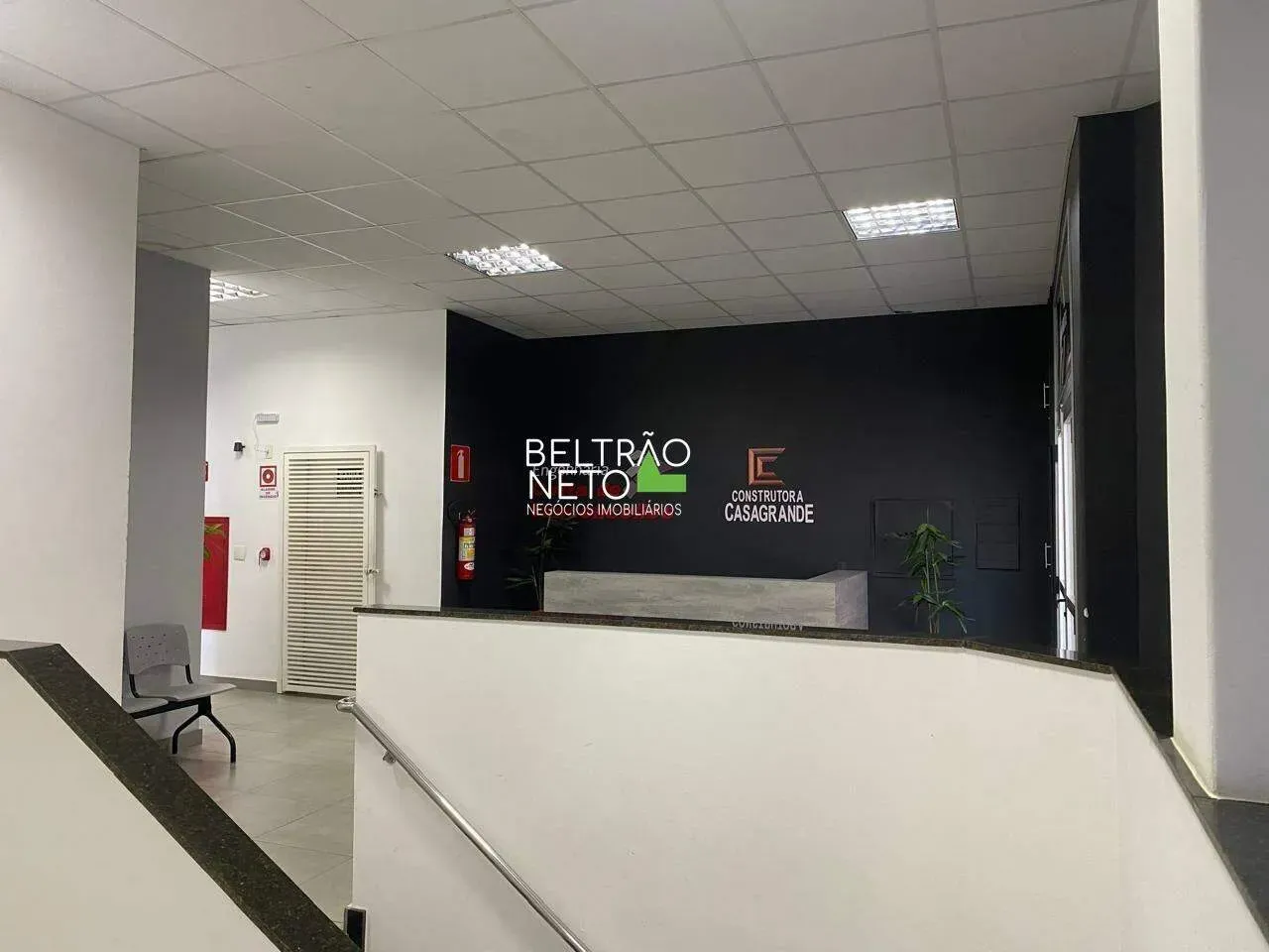 Sala para alugar no Buritis.