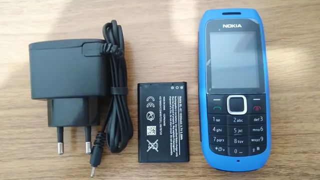 Nokia 1616 Fala horas-lanterna - excelente idoso