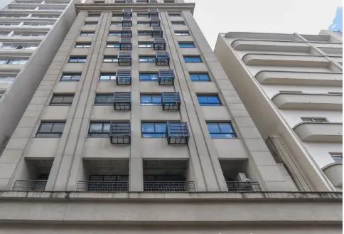 Sala Comercial de 22 m² com banheiro - Edifício Green Center no Centro de Curitiba