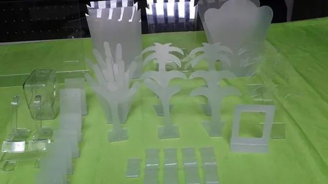 Porta biju em acrílico 