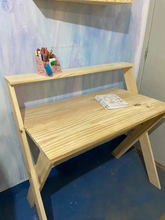 Escrivaninha madeira