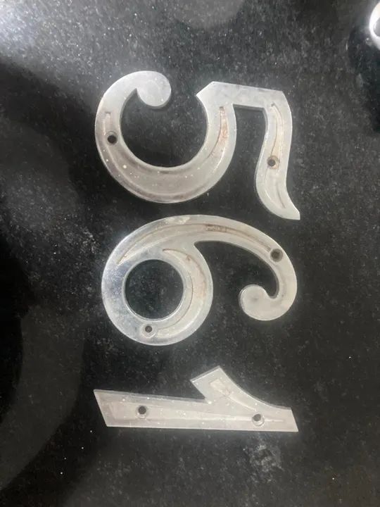 Número Residencial em bom estado em Campinas.