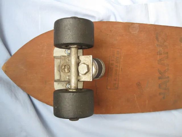 Skate Nakano década 70/80 (para colecionador) - Foto 4