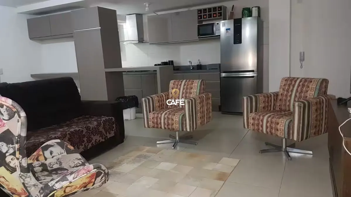 Duplex mobiliado, 2 Dormitórios, 2 Banheiros, Sacada com Churrasqueira, Box Gara