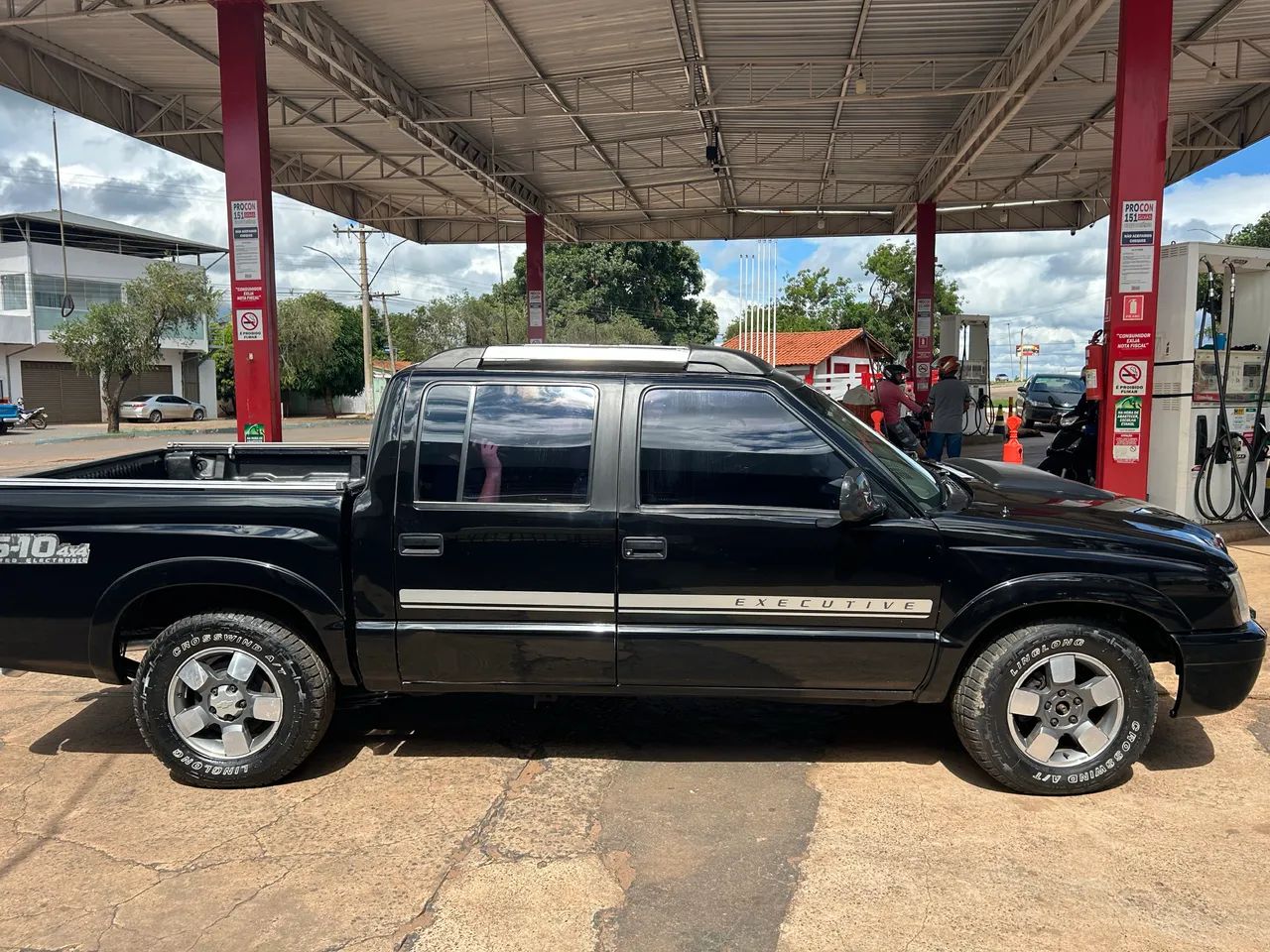 Chevrolet S10 Pick-up Exec. 2.8 4X4 CD TB Int.dies 2010 - Foto 3
