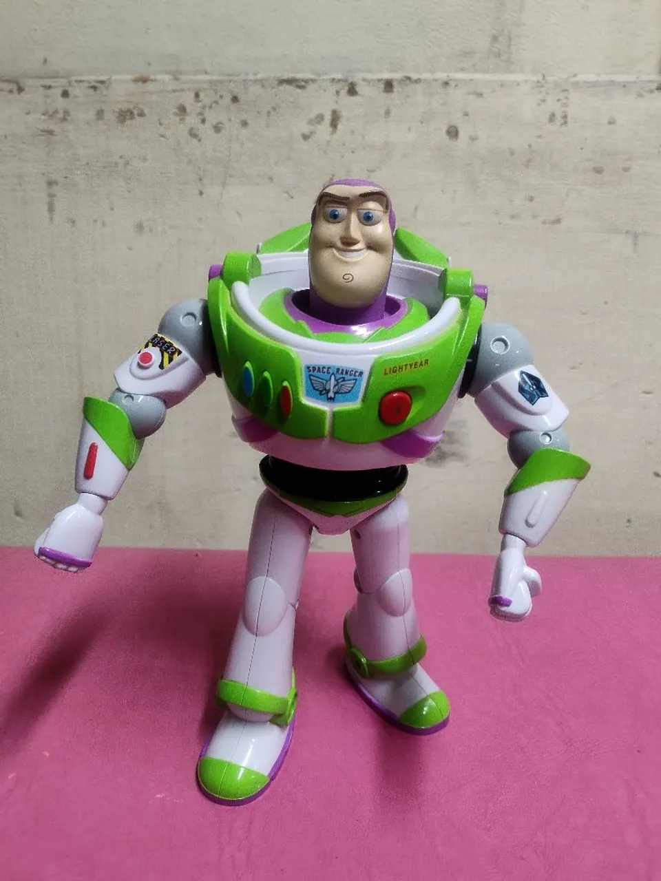Boneco Buzz Lightyear Toy Story
