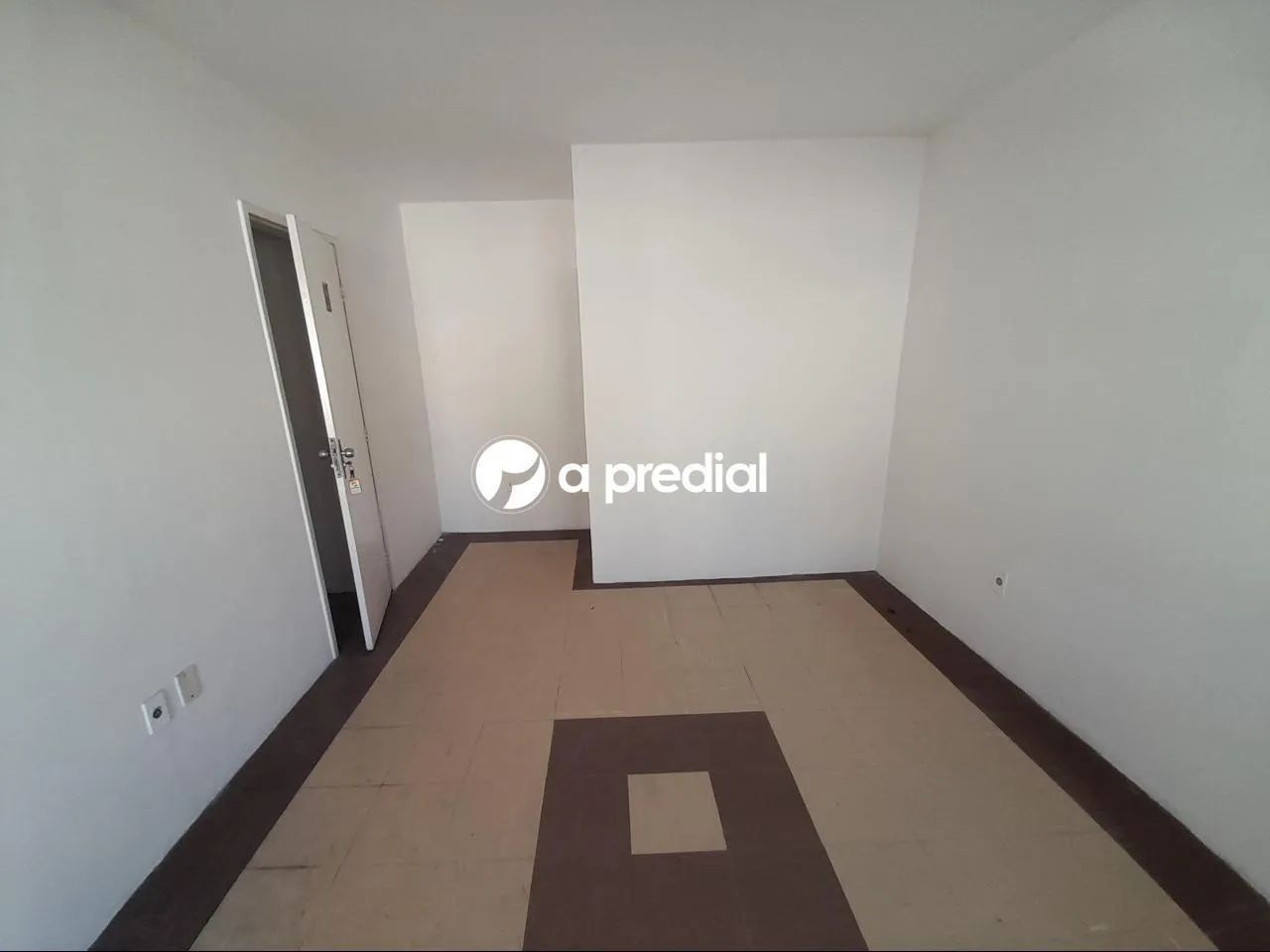 Locação de Comercial / Sala na cidade de Fortaleza - Foto 2