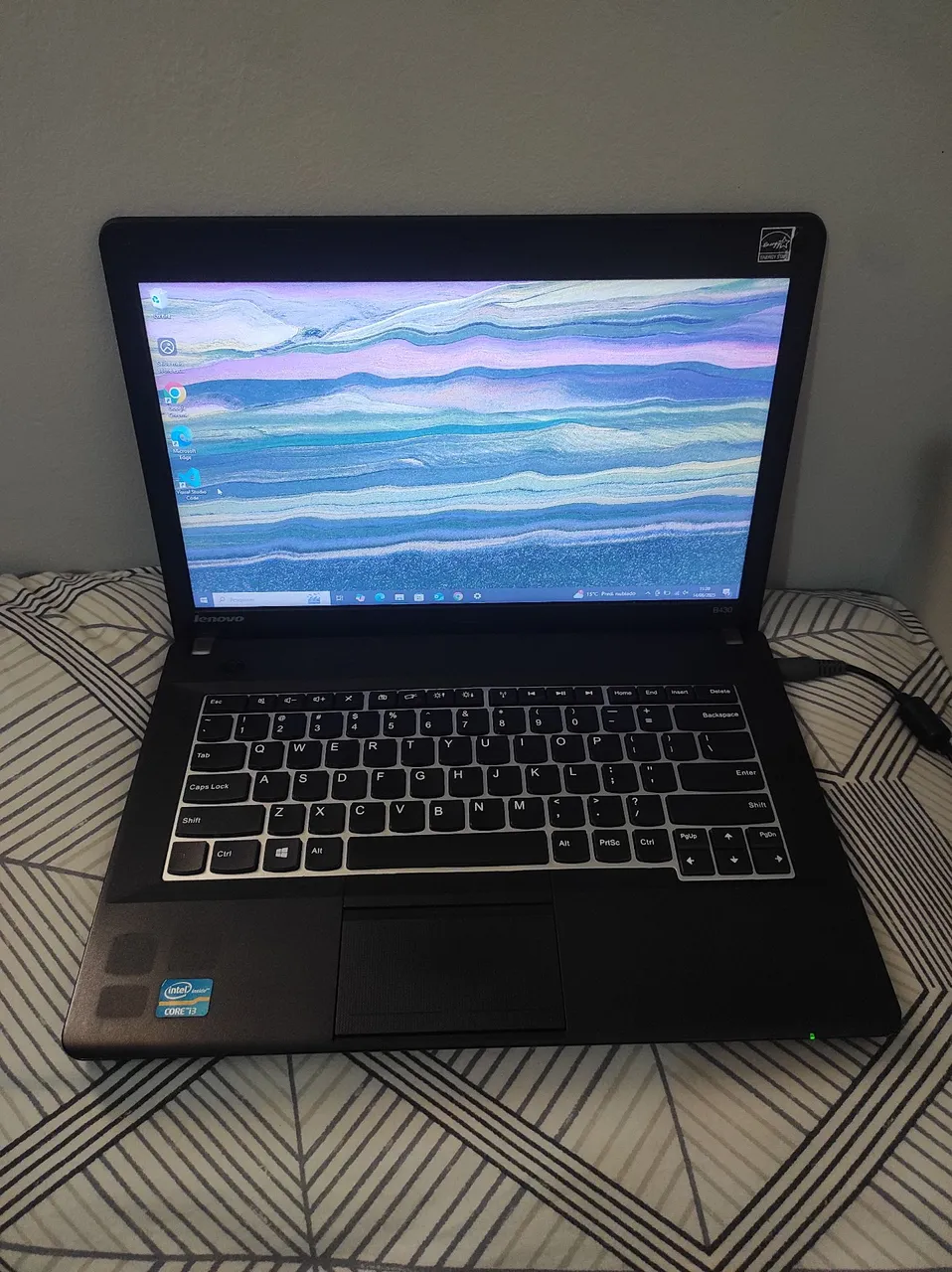 Notebook Lenovo Core i3