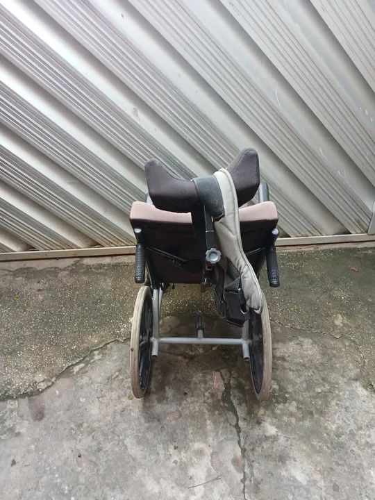 Cadeira de rodas  - Foto 3