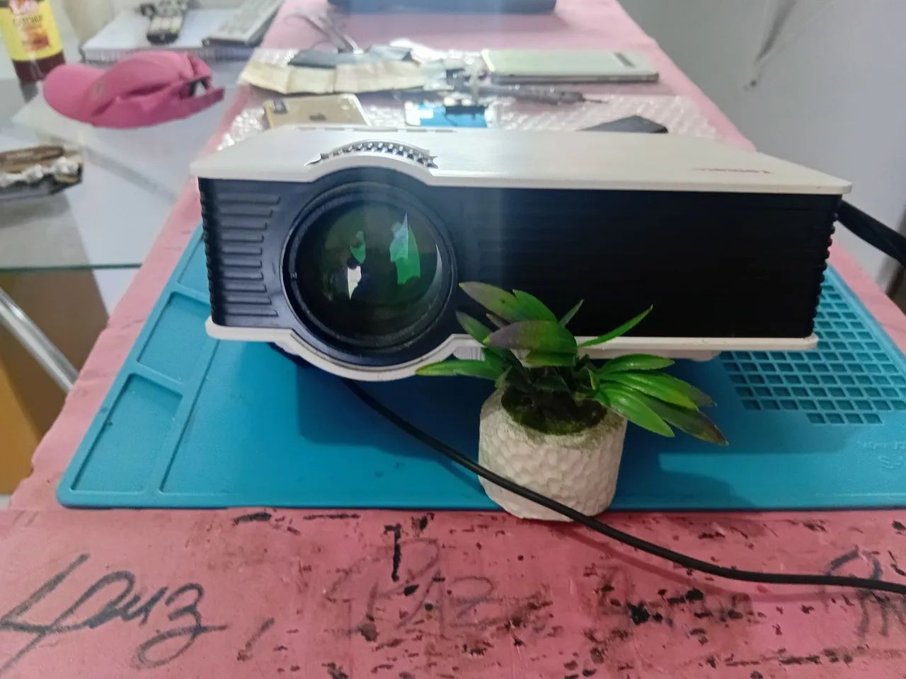 PROJETOR TOMATE COM CROMECAST64396663749378120