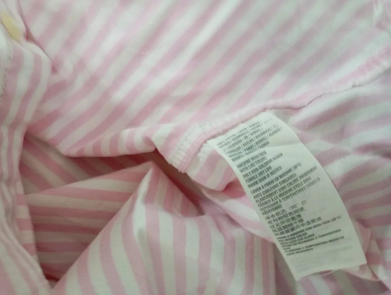 Camisa Hollister Listrada Rosa e Branca - Foto 3