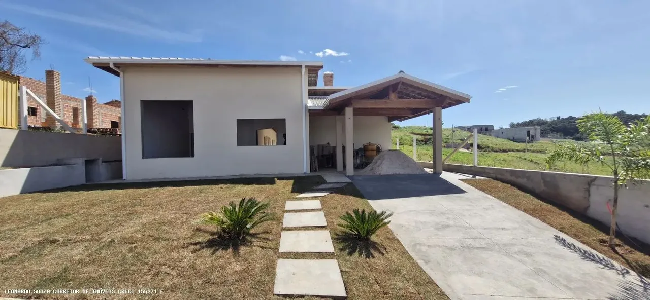 Chácara para Venda em Pinhalzinho, Centro, 3 dormitórios, 3 suítes, 4 banheiros, 1 vaga
