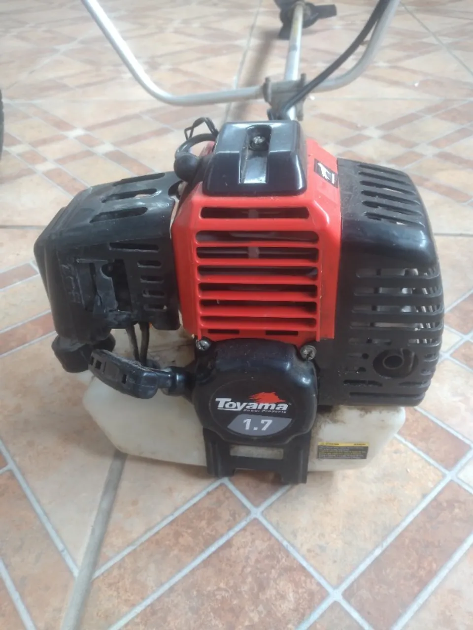 Vendo rocadeira toyama seminova original com nota fiscal