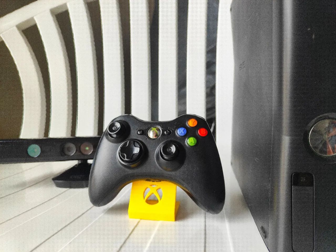Xbox 360 SLIM rgh com Kinect e Controle - Foto 4