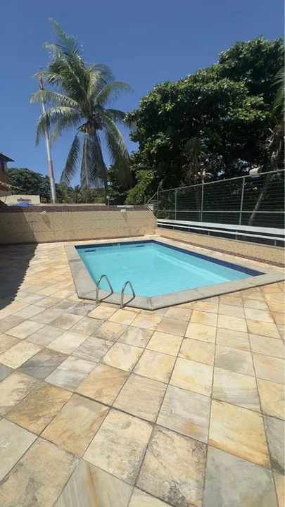 Stella Maris -Casa de condomínio com piscina