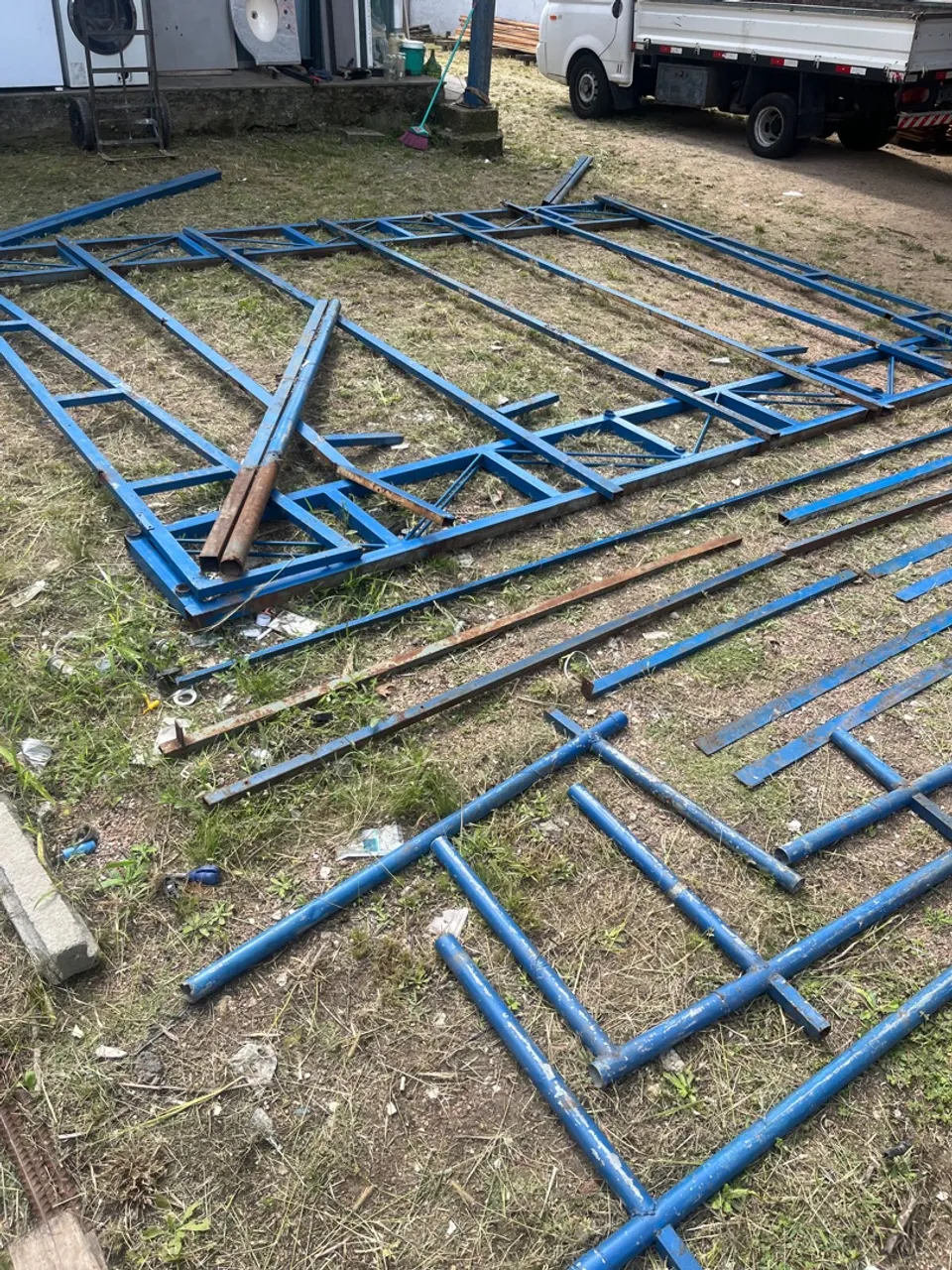 Estrutura de Ferro Tubulão para Coberturas com 4,60m X 3,50m
