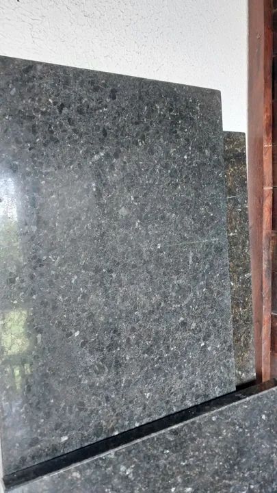 Bancada de granito verde Ubatuba 