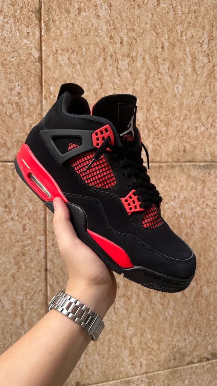 Air Jordan 4 Red Thunder