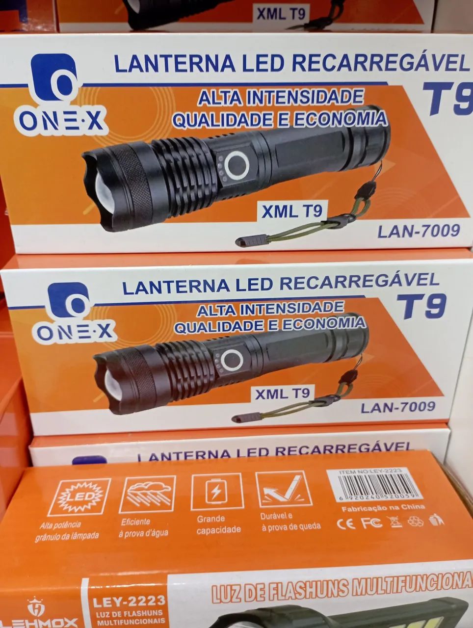 Lanterna LED Recarregável T9 - Alta Intensidade - Qualidade e Economia