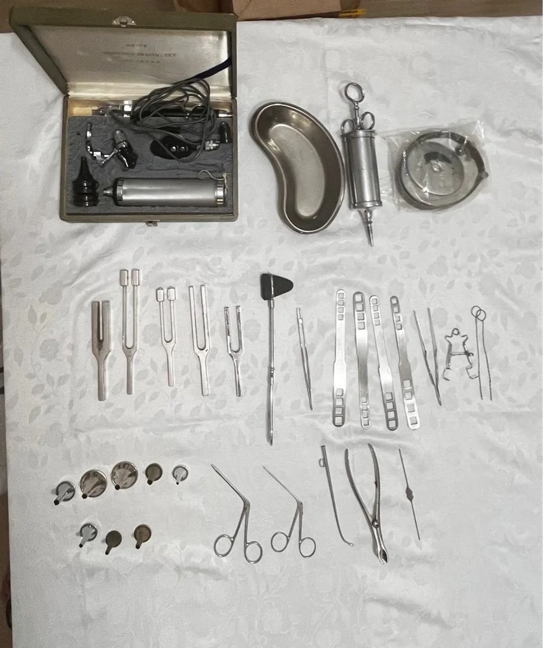 Kit de Otorrino- especializado- instrumentos diversos - Foto 2