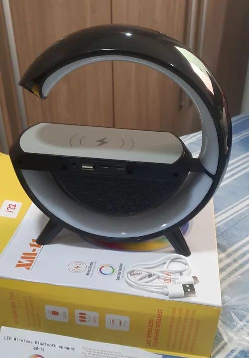 Caixa de Som Bluetooth com Carregador Wireless e Luz LED - Foto 3