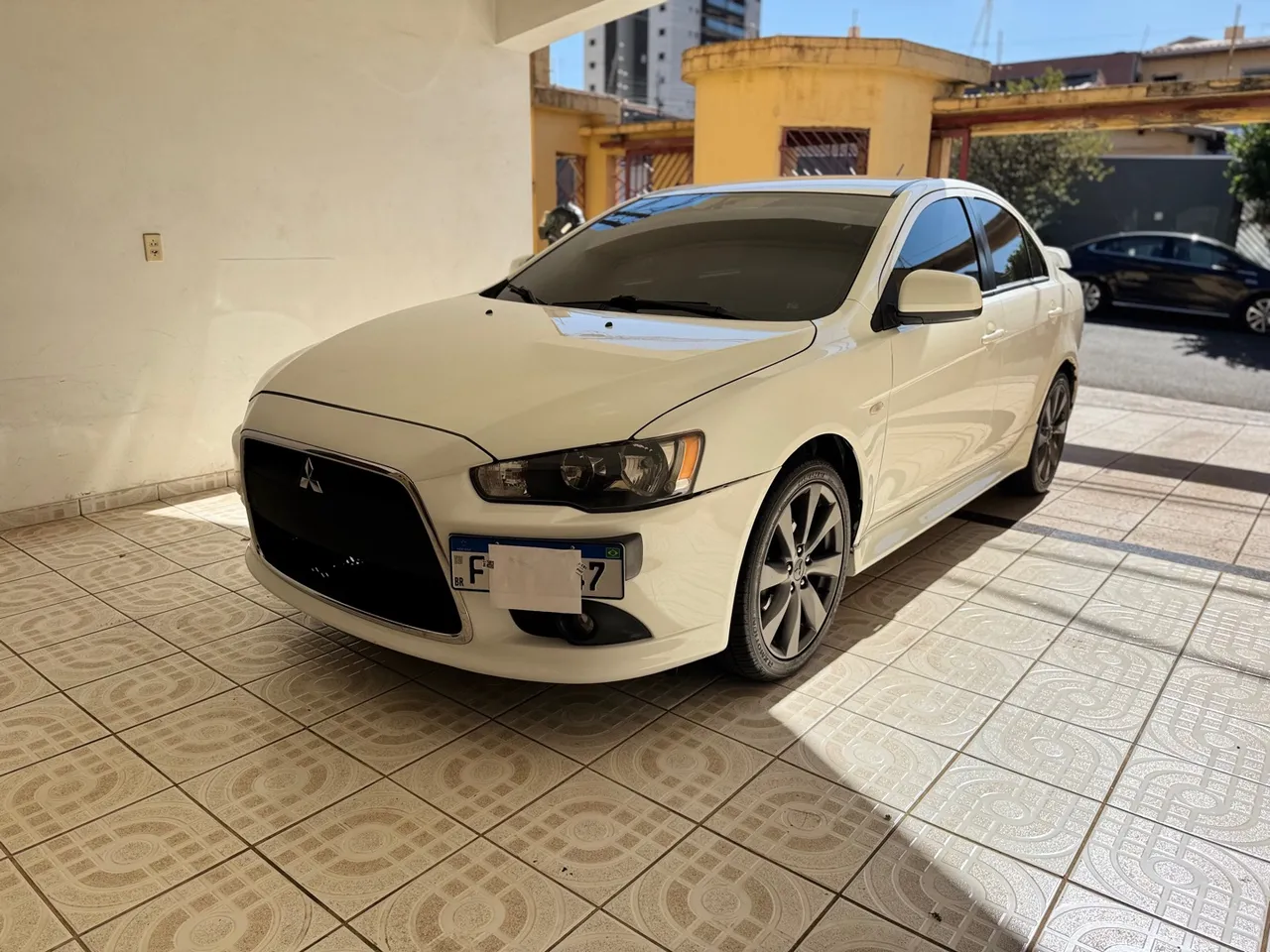 Mitsubishi lancer