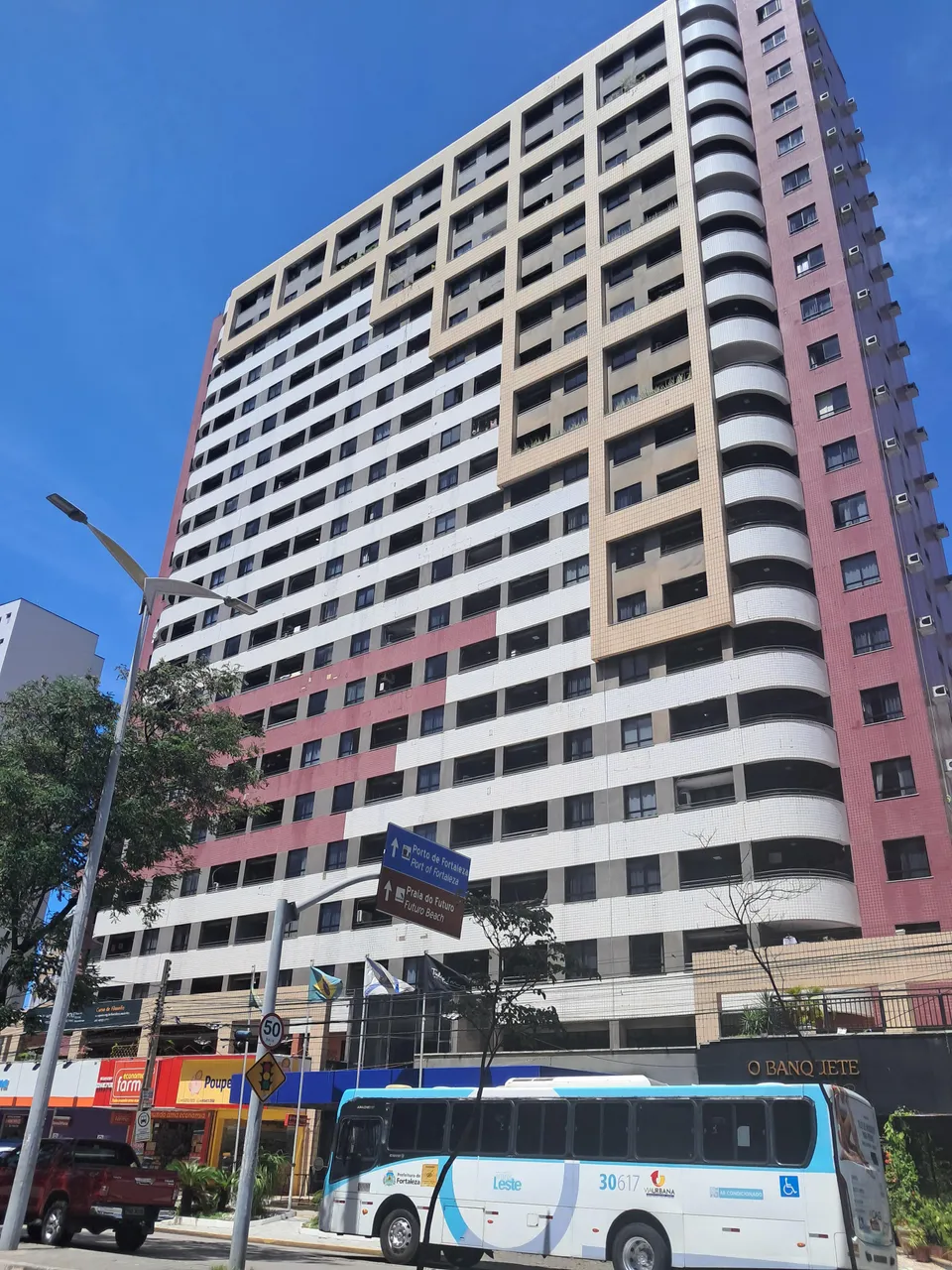 apartamento vista mar à beira de Fortaleza-ce