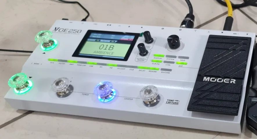 Pedaleira Multi Efeitos MOOER GE250 - Instrumentos musicais