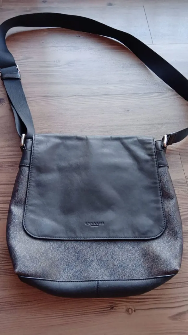 Bolsa Coach Masculina de Ombro em Couro