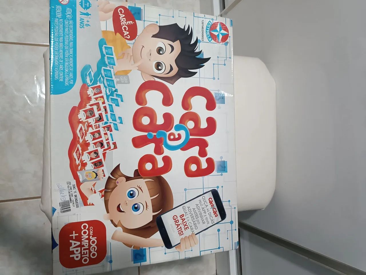 Jogo Cara a Cara Estrela - Diversão Garantida!