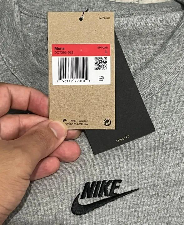 Camiseta Nike Sportswear Essentials 100% Original - Foto 5