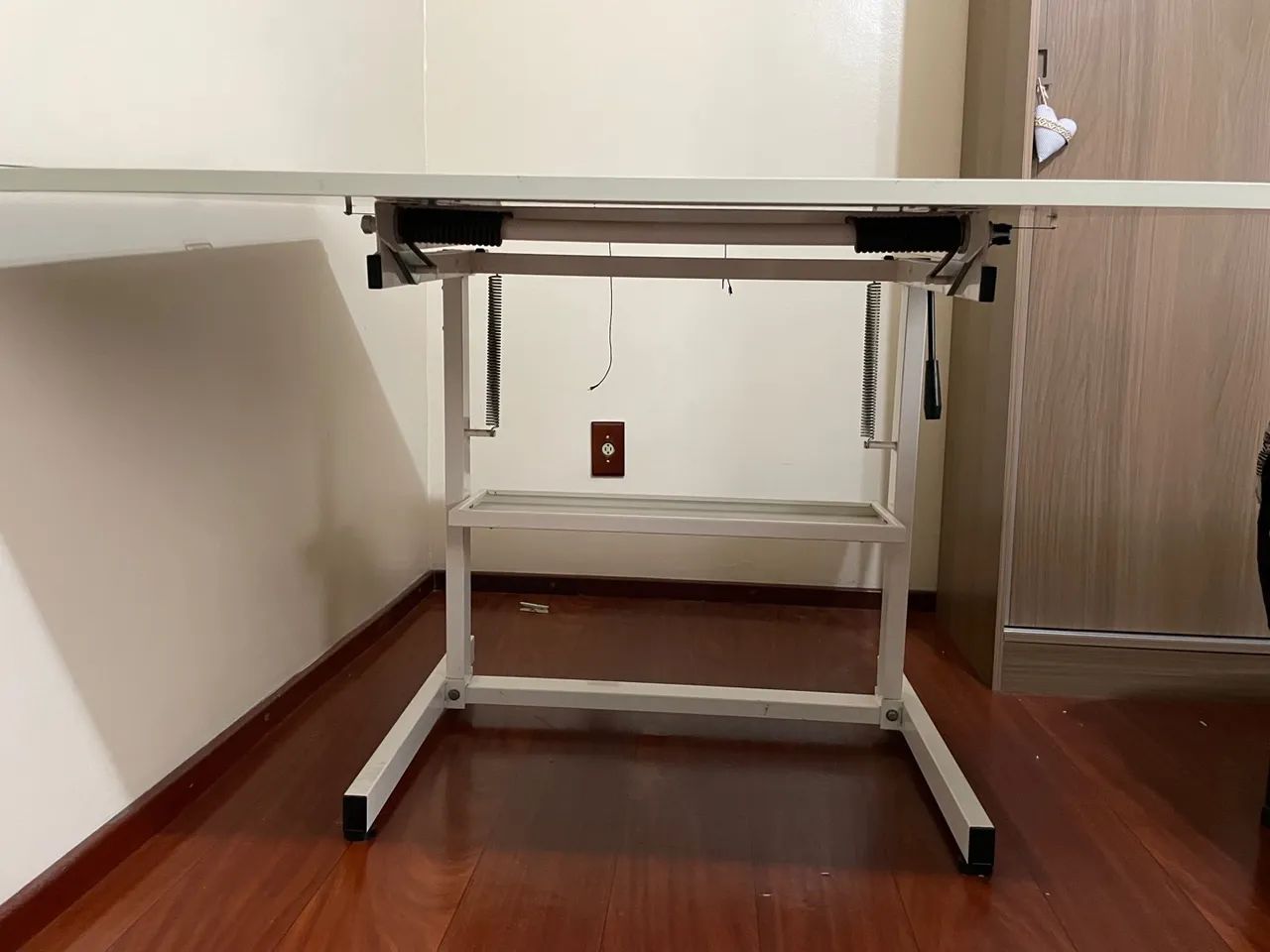 Trident Drafting Table65578345127937123