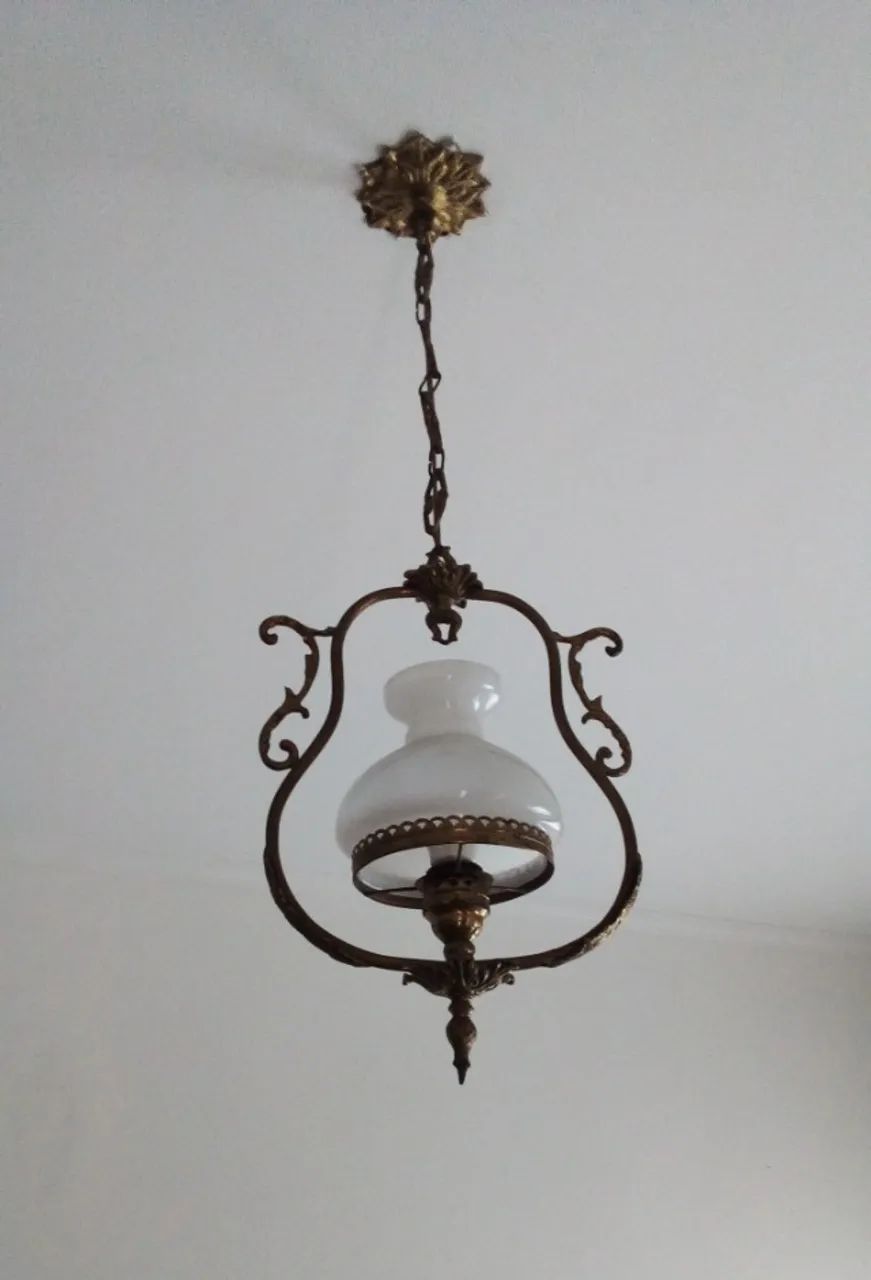 Lustre pendente de bronze antigo