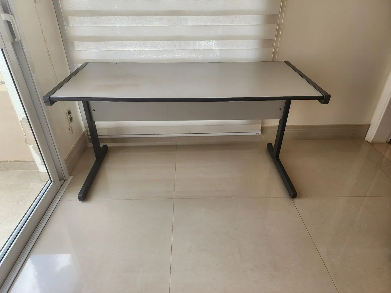 Mesa de Escritório