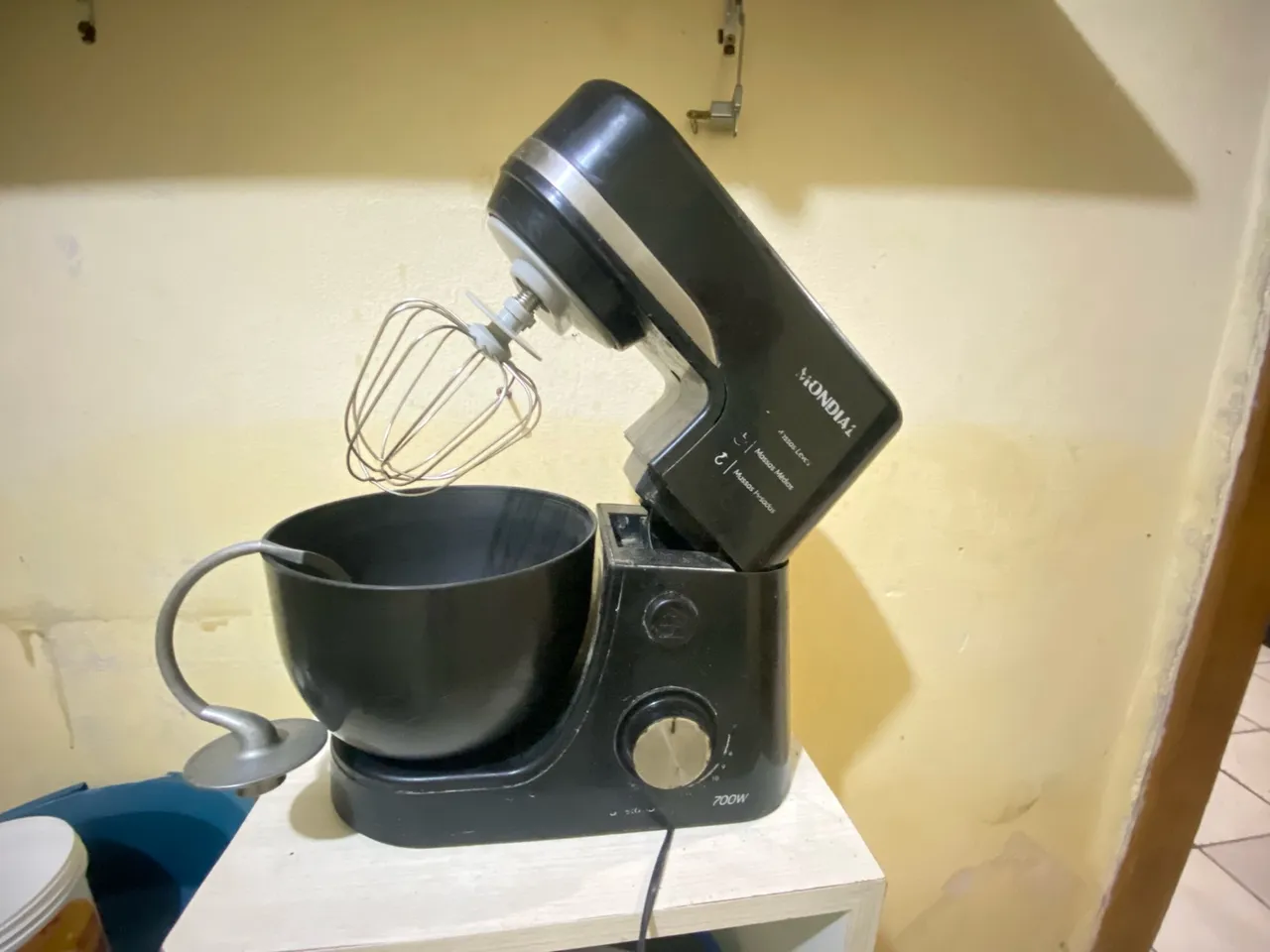 Batedeira Planetária Mondial 700W